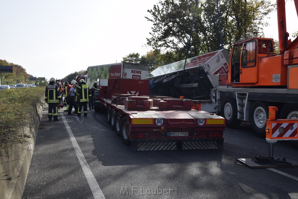 Schwerer VU PKlemm A 57 Rich Innenstadt Hoehe Koeln Chorweiler P201.JPG - Miklos Laubert